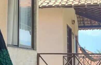 Imagem: A casa em condomínio possui 3 Dormitórios, 3 Banheiros, 3