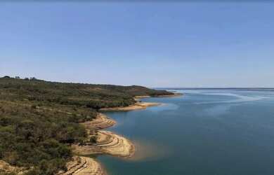 Imagem: O terreno possui 20.000m² de Área e está localizado em Morada