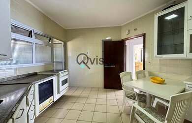Imagem 8: Apartamento à Venda na Asturias no Guarujá QVista Inteligência Imobiliária...