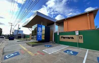 Imagem 2: Casa duplex em condomínio fechado 4 suítes e amplo quintal