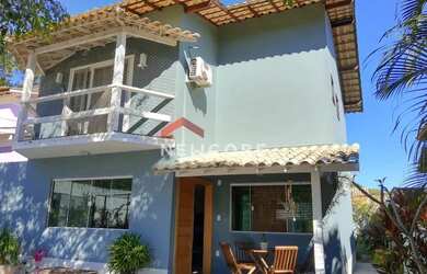 Imagem: A casa em condomínio possui 4 Dormitórios, 3 Banheiros, 2