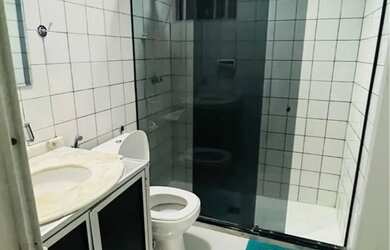 Imagem: O apartamento possui 2 Dormitórios, 2 Banheiros, 1 Vaga na