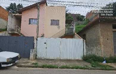 Imagem: A casa possui 1 Dormitório, 1 Banheiro, 125m² de Área e