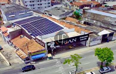 Imagem: O depósito possui 5 Vagas na garagem e 800m² de Área e está