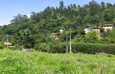 Imagem: O terreno possui 500m² de Área e está localizado em Saboó