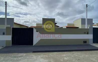 Imagem: A casa possui 2 Dormitórios, 1 Banheiro, 1 Vaga na garagem