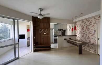 Imagem: O apartamento possui 3 Dormitórios, 2 Banheiros, 1 Vaga na