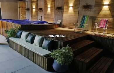 Imagem: A casa possui 3 Dormitórios, 3 Banheiros, 2 Vagas na garagem