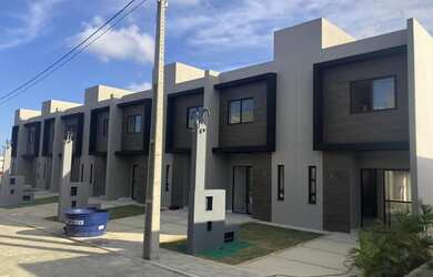 Imagem: A casa em condomínio possui 2 Dormitórios, 3 Banheiros, 1