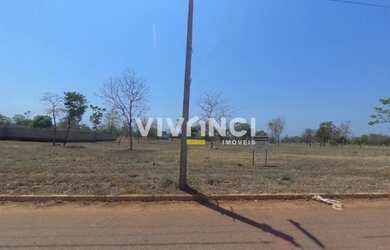 Imagem: O terreno e está localizado em Luzimangues, Porto Nacional