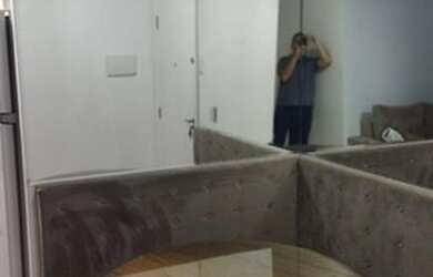 Imagem: O apartamento possui 2 Dormitórios, 1 Banheiro, 1 Vaga na garagem