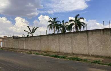 Imagem 2: Terreno à venda, 869 m² por R$ 235.000,00 - Jardim Maracanã - Uberaba/MG