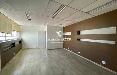 Imagem: O depósito possui 73m² de Área e está localizado em Centro