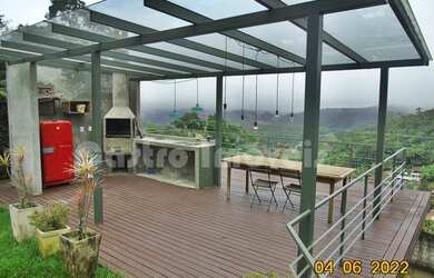 Imagem 4: MARAVILHOSA CASA EM PETRÓPOLIS COM PISCINA BAIRRO QUARTEIRÃO INGELHEIN