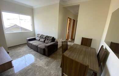 Imagem: O apartamento possui 3 Dormitórios, 1 Banheiro, 1 Vaga na garagem