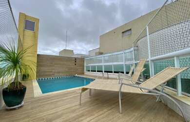 Imagem: O apartamento possui 4 Dormitórios, 1 Banheiro, 2 Vagas na