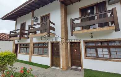 Imagem: A casa em condomínio possui 2 Dormitórios, 2 Banheiros, 1