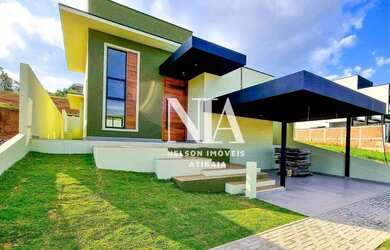 Imagem: A casa em condomínio possui 3 Dormitórios, 4 Banheiros, 2