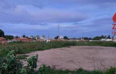 Imagem: O terreno possui 5.600m² de Área e está localizado em Gramame