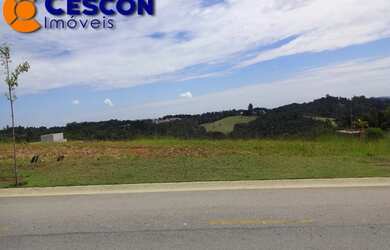 Imagem: O terreno possui 420m² de Área e está localizado em Quintas