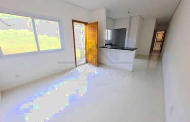 Imagem: A casa possui 2 Dormitórios, 2 Banheiros, 1 Vaga na garagem