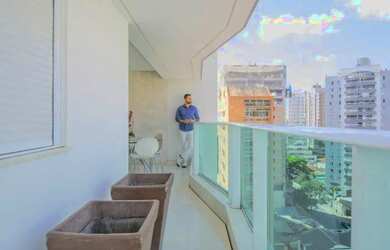 Imagem: O apartamento possui 3 Dormitórios, 3 Banheiros, 3 Vagas na