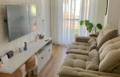 Imagem: O apartamento possui 2 Dormitórios, 1 Banheiro, 1 Vaga na garagem