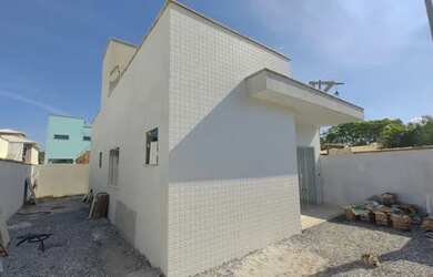 Imagem: A casa possui 2 Dormitórios, 1 Banheiro, 1 Vaga na garagem