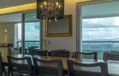 Imagem: O apartamento possui 4 Dormitórios, 5 Banheiros, 5 Vagas na