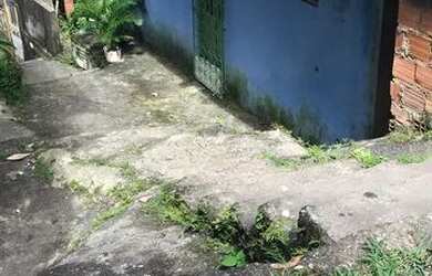 Imagem: A casa possui 2 Dormitórios, 1 Banheiro, 1 Vaga na garagem