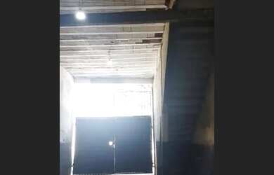 Imagem 6: Salão Grande. 90m² de Áreae1 Banheiro