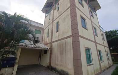 Imagem: A casa possui 5 Dormitórios, 3 Banheiros, 4 Vagas na garagem