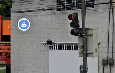 Imagem: A casa possui 5 Dormitórios, 5 Banheiros, 1 Vaga na garagem