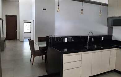 Imagem 9: Venda Casa com 206,00 m², 3 dormitório s , 4 vaga s . Swiss Park, Campinas