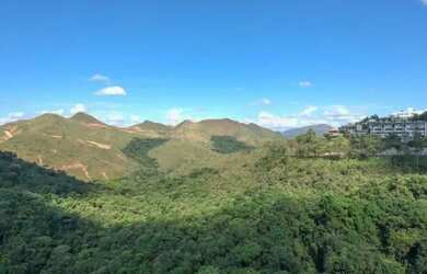 Imagem: O apartamento possui 4 Dormitórios, 5 Banheiros, 4 Vagas na