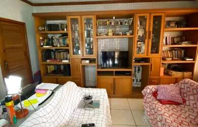 Imagem 7: Casa com piscina com 500 metros de área territorial ampla para receber...