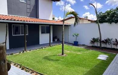 Imagem: A casa possui 5 Dormitórios, 5 Banheiros, 4 Vagas na garagem