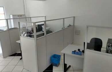 Imagem: O depósito possui 40m² de Área e está localizado em Brotas