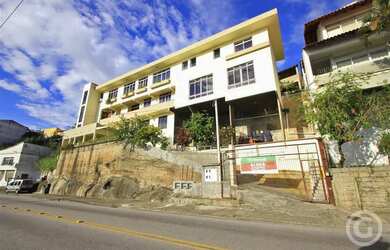 Imagem: O apartamento possui 2 Dormitórios, 3 Banheiros, 90m² de Área