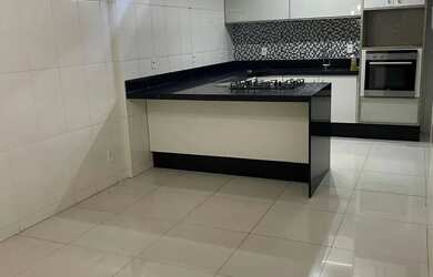 Imagem 14: Excelente casa na Av jornalista Roberto marinho em condomínio