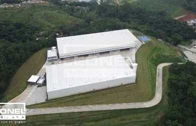 Imagem: O depósito possui 3.334m² de Área e está localizado em