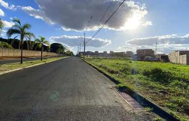 Imagem 2: Terreno à venda no bairro New Golden Ville em Uberlândia