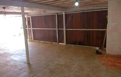 Imagem 8: Casa em Alfenas Mg. Churrasqueira, Varanda, 200m² de Áreae3 Vagas na...