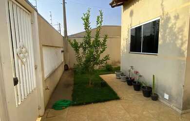 Imagem 3: VENDE-SE CASA NO JARDIM URBANO AO LADO DA PRAÇA DP ASA DELTA