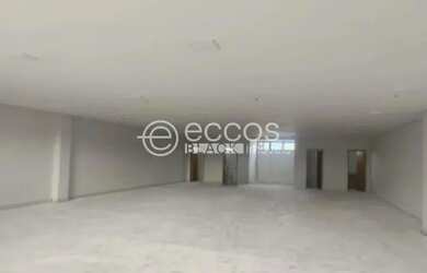 Imagem: O depósito possui 500m² de Área e está localizado em Nossa