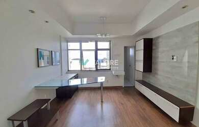 Imagem: O depósito possui 1 Vaga na garagem e 30m² de Área e está