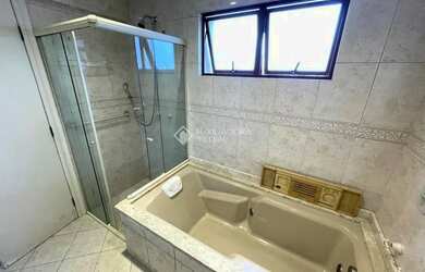 Imagem 8: Cobertura de Alto Padrão para Locação - Vista Mar e Lazer Privativo