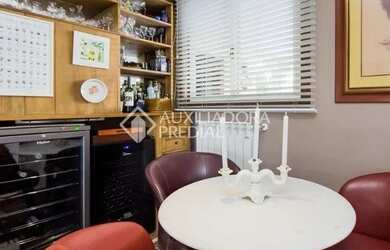 Imagem 6: Casa em Condomínio com 380m², 4 dormitórios no bairro Tristeza