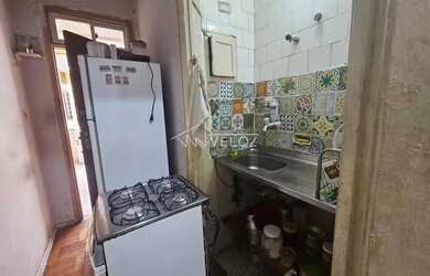 Imagem: O apartamento possui 1 Dormitório, 1 Banheiro, 33m² de Área