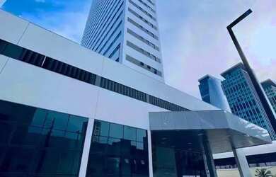 Imagem: O apartamento possui 1 Dormitório, 1 Banheiro, 1 Vaga na garagem